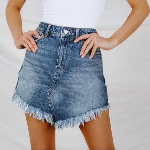 NWT Free People We The Free Bailey Raw Hem Denim Mini Skirt Indigo Blue Sz 28 - Picture 2 of 14